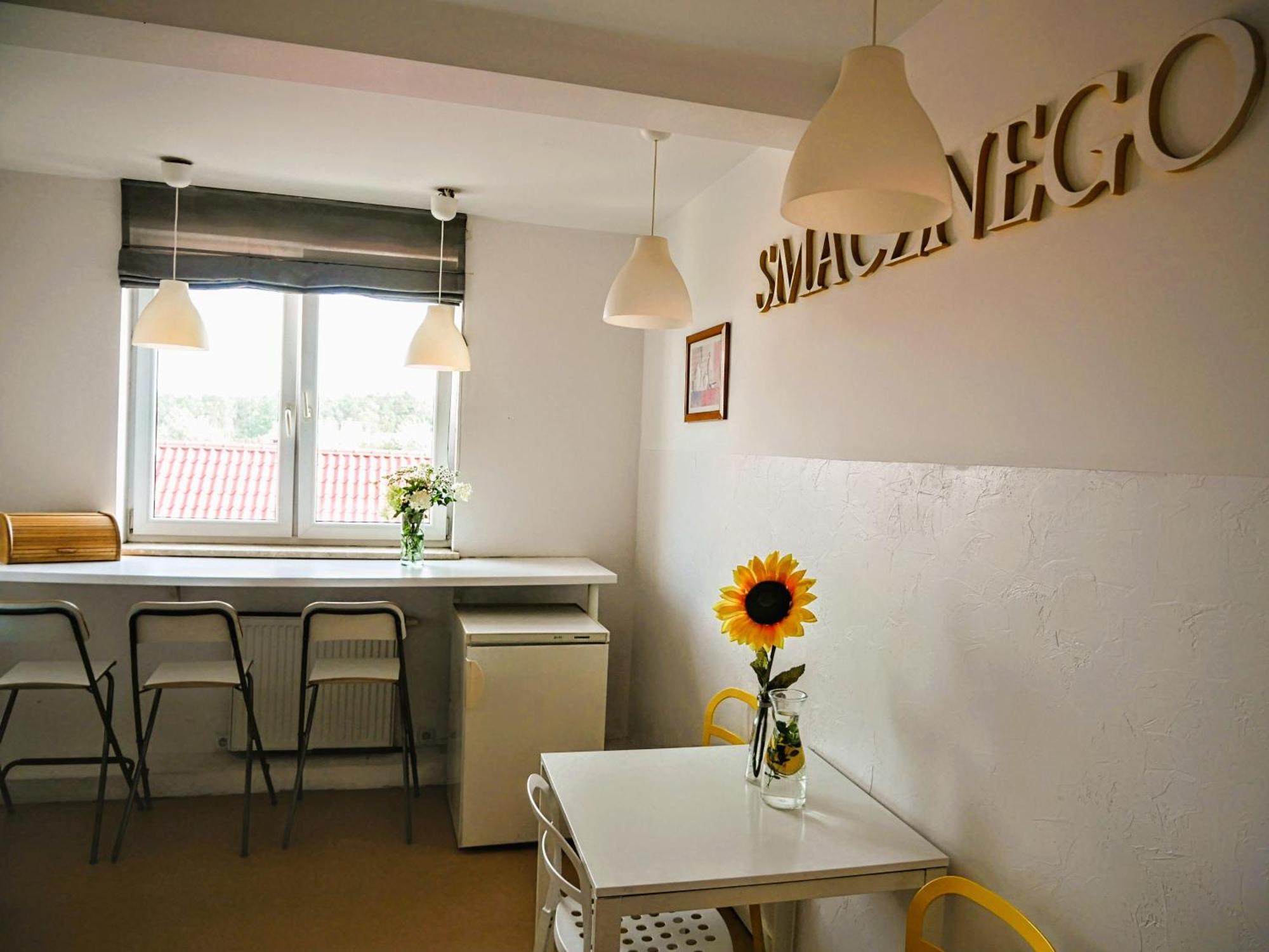 Hostel Evotel Zielonka  Kültér fotó